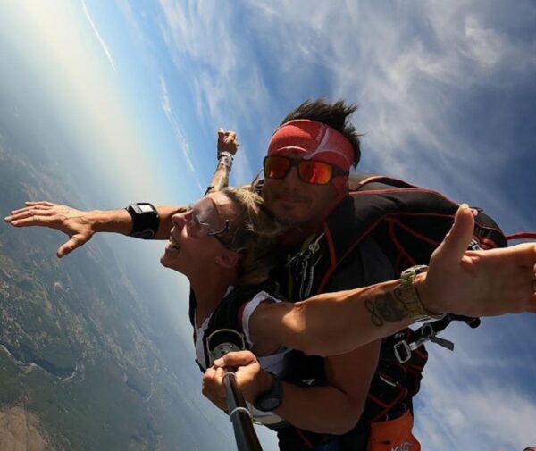 Mon saut en parachute avec Mario DragonFly Parachutisme